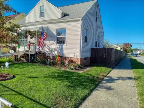 6002 Wilber Ave, Parma, OH 44129