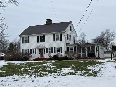 1048 Smith Rd, Ashland, OH 44805