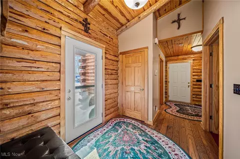Entry Way - 282 S Ridge Rd W, Conneaut, OH 44030 photo 1 of 1