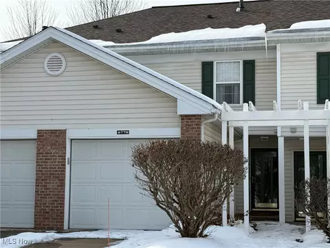 6770 Quarrystone Ln, Middleburg Heights, OH 44130