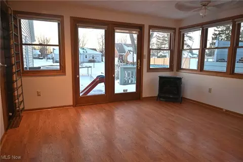 717 Allen Ave, Ashtabula, OH 44004 photo 11