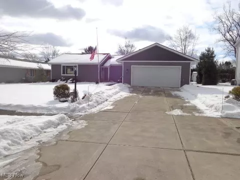 18457 Potomac Dr, Strongsville, OH 44136