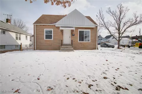 4407 Fulton Rd, Cleveland, OH 44144
