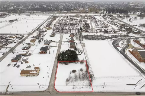 Broad Avenue Nw, Canton, OH 44708