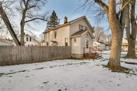 Exterior - 120 Lorain Blvd, Elyria, OH 44035 photo 6 of 8
