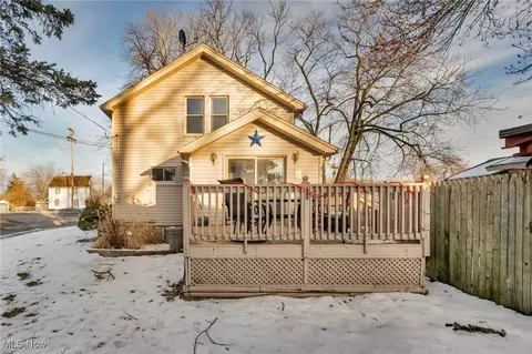 Exterior - 120 Lorain Blvd, Elyria, OH 44035 photo 5 of 8