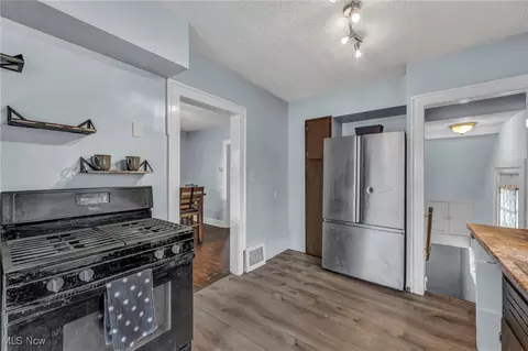 Kitchen - 120 Lorain Blvd, Elyria, OH 44035 photo 1 of 1