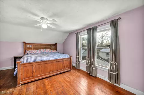 Bedroom - 120 Lorain Blvd, Elyria, OH 44035 photo 2 of 9