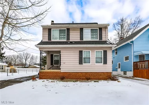 237 Jennings Ave, Cuyahoga Falls, OH 44221