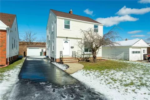 3312 Marmore Ave, Parma, OH 44134