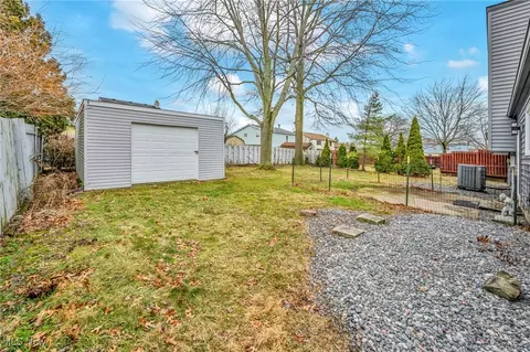 Exterior - 4149 Ivanhoe Dr, Lorain, OH 44053 photo 2 of 2