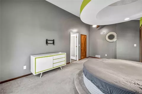 Bedroom - 4149 Ivanhoe Dr, Lorain, OH 44053 photo 5 of 10