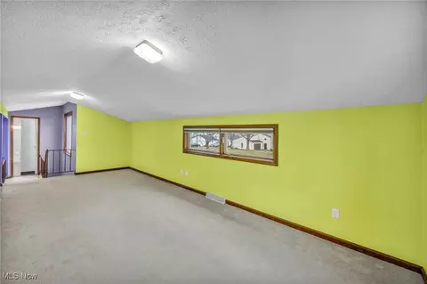 Bedroom - 4149 Ivanhoe Dr, Lorain, OH 44053 photo 1 of 10
