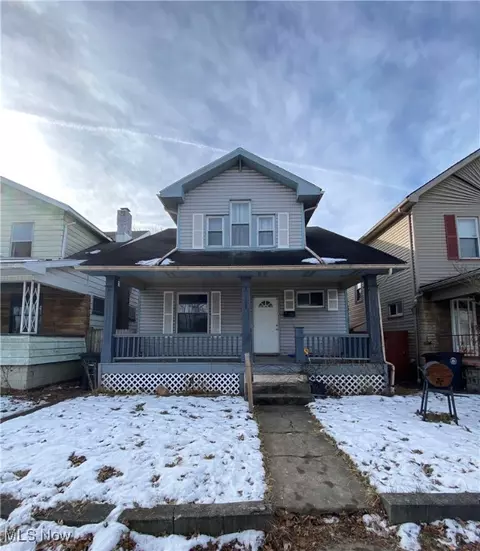 1506 Pennsylvania Ave, Steubenville, OH 43952