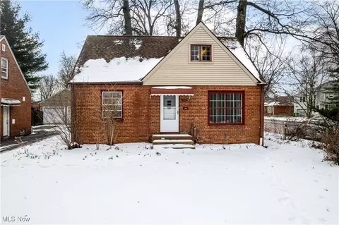 4262 W Anderson Rd, Cleveland, OH 44121