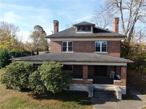 243 Lawson Ave, Steubenville, OH 43952