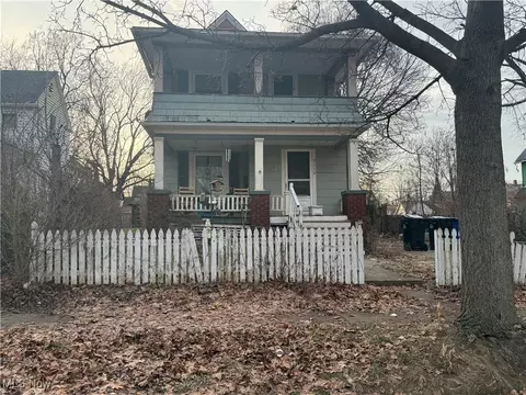 2110 W 95th St, Cleveland, OH 44102