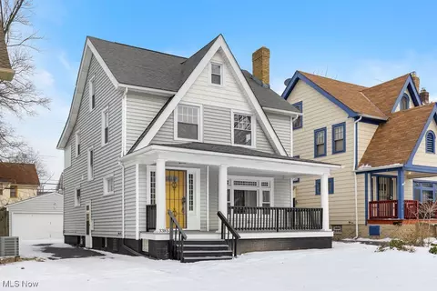 3385 Silsby Rd, Cleveland Heights, OH 44118