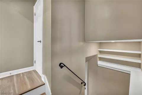 Entry Way - 1447 E Sprague Rd, Seven Hills, OH 44131 photo 5 of 5