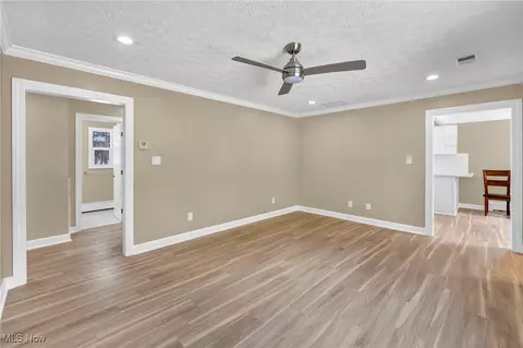 Living - 1447 E Sprague Rd, Seven Hills, OH 44131 photo 3 of 6