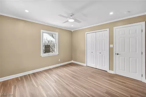 Bedroom - 1447 E Sprague Rd, Seven Hills, OH 44131 photo 5 of 6