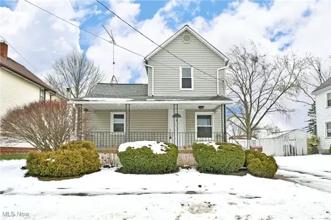 403 Scott Ave, Niles, OH 44446