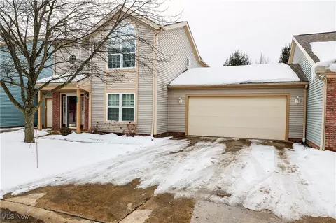 8704 Elmdale Trce, Macedonia, OH 44056