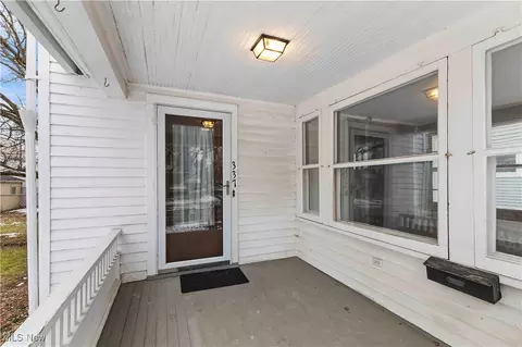 Exterior - 337 Kenyon Ave, Elyria, OH 44035 photo 2 of 4