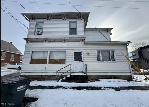 5 W Main St, Dellroy, OH 44620