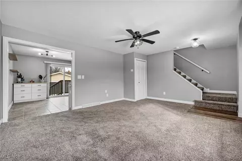 29919 Robert St, Wickliffe, OH 44092 photo 7