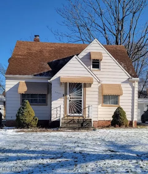 18413 Lewis Dr, Maple Heights, OH 44137