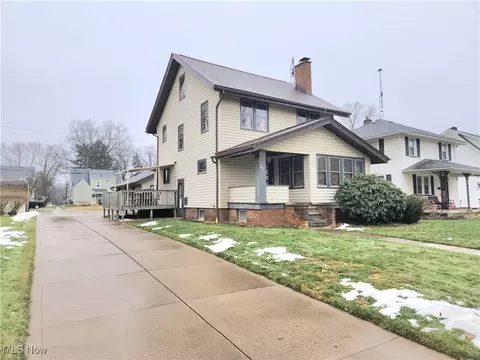 1029 Rotch Ave NE, Massillon, OH 44646