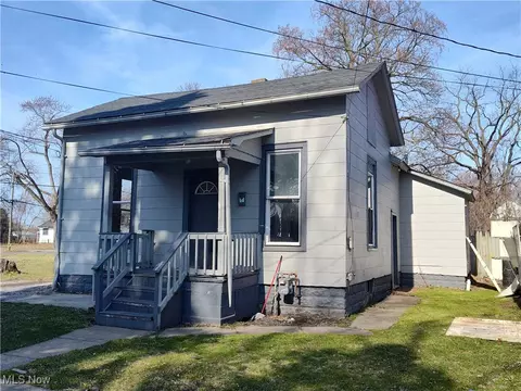 545 Audrey Pl, Ashtabula, OH 44004
