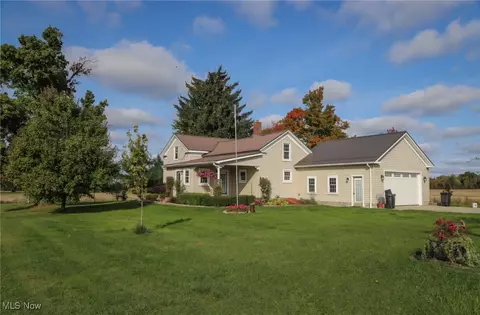 Exterior - 489 E Windsor Rd, Orwell, OH 44076 photo 9 of 14