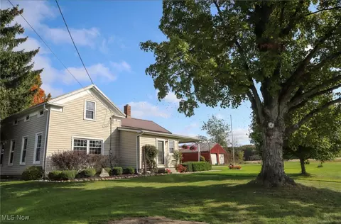 Exterior - 489 E Windsor Rd, Orwell, OH 44076 photo 3 of 14