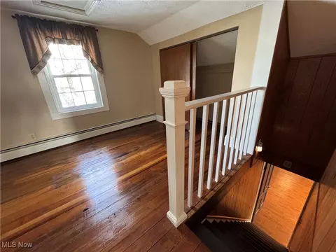 Bedroom - 489 E Windsor Rd, Orwell, OH 44076 photo 7 of 10