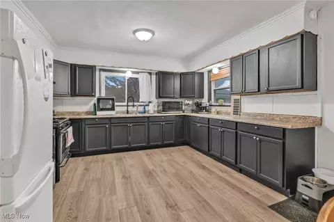 5200 4th St NW, Canton, OH 44708 photo 8