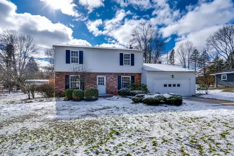 4366 Ridgewood Rd, Copley, OH 44321