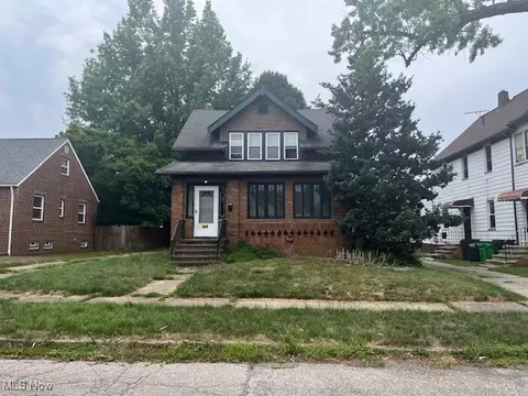 840 E 236th St, Euclid, OH 44123