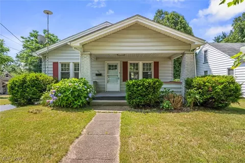 205 Lowell Ave, Youngstown, OH 44512