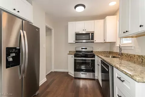 Kitchen - 29945 Elgin Rd, Wickliffe, OH 44092 photo 2 of 2
