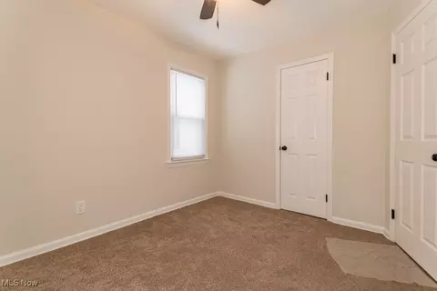 Bedroom - 29945 Elgin Rd, Wickliffe, OH 44092 photo 4 of 6