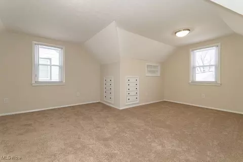 Bedroom - 29945 Elgin Rd, Wickliffe, OH 44092 photo 5 of 6