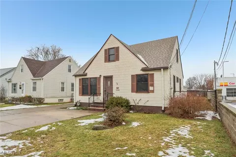 5928 Smith Rd, Brook Park, OH 44142 photo 3