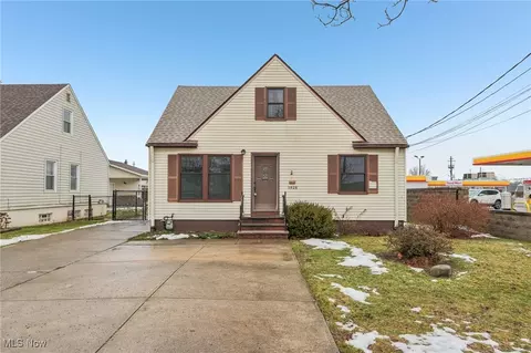5928 Smith Rd, Brook Park, OH 44142