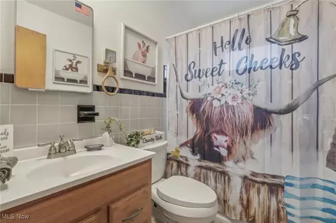 5928 Smith Rd, Brook Park, OH 44142 photo 14