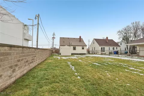 5928 Smith Rd, Brook Park, OH 44142 photo 29