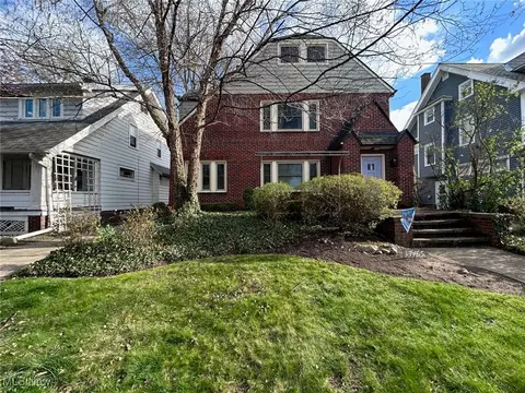 17465 Norton Ave, Lakewood, OH 44107