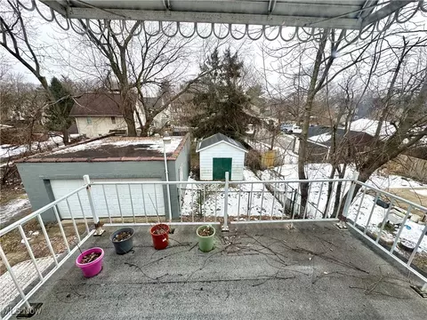 588 Robinette Ct, Akron, OH 44310 photo 20
