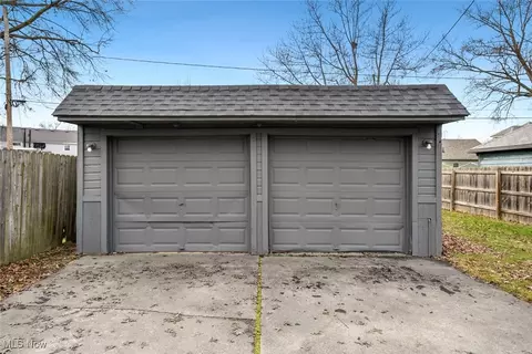128 Pasadena Ave, Elyria, OH 44035 photo 29